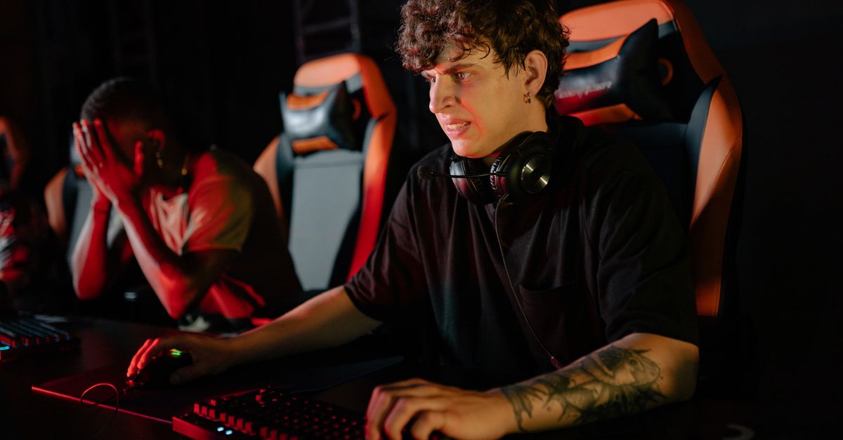 How Valorant MMR Works: Why You Only Get +12 Some Wins
